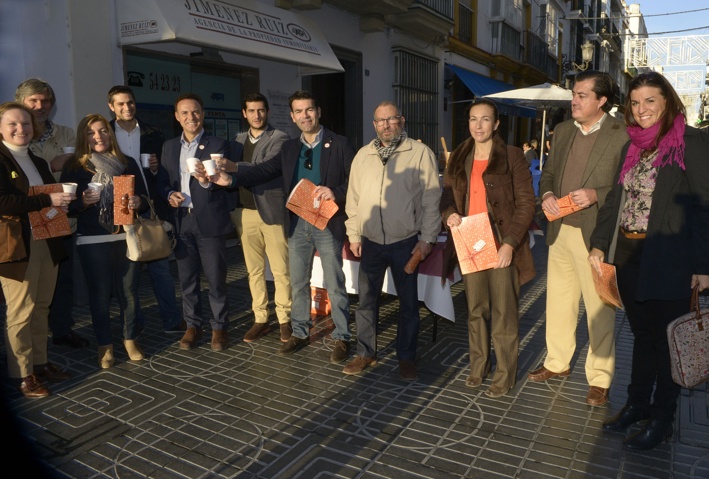 Presentada la Campaña de Navidad del CCA y el Área de Comercio