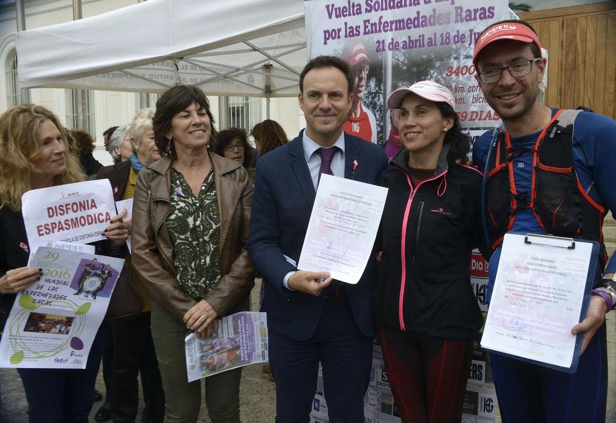 La Vuelta Solidaria a España por las Enfermedades Raras pasa por El Puerto