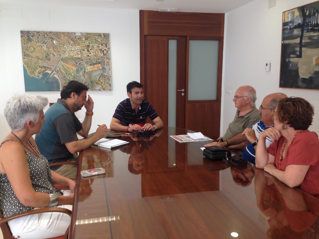 Quintana se reúne con la Asociación de Vecinos de Valdelagrana