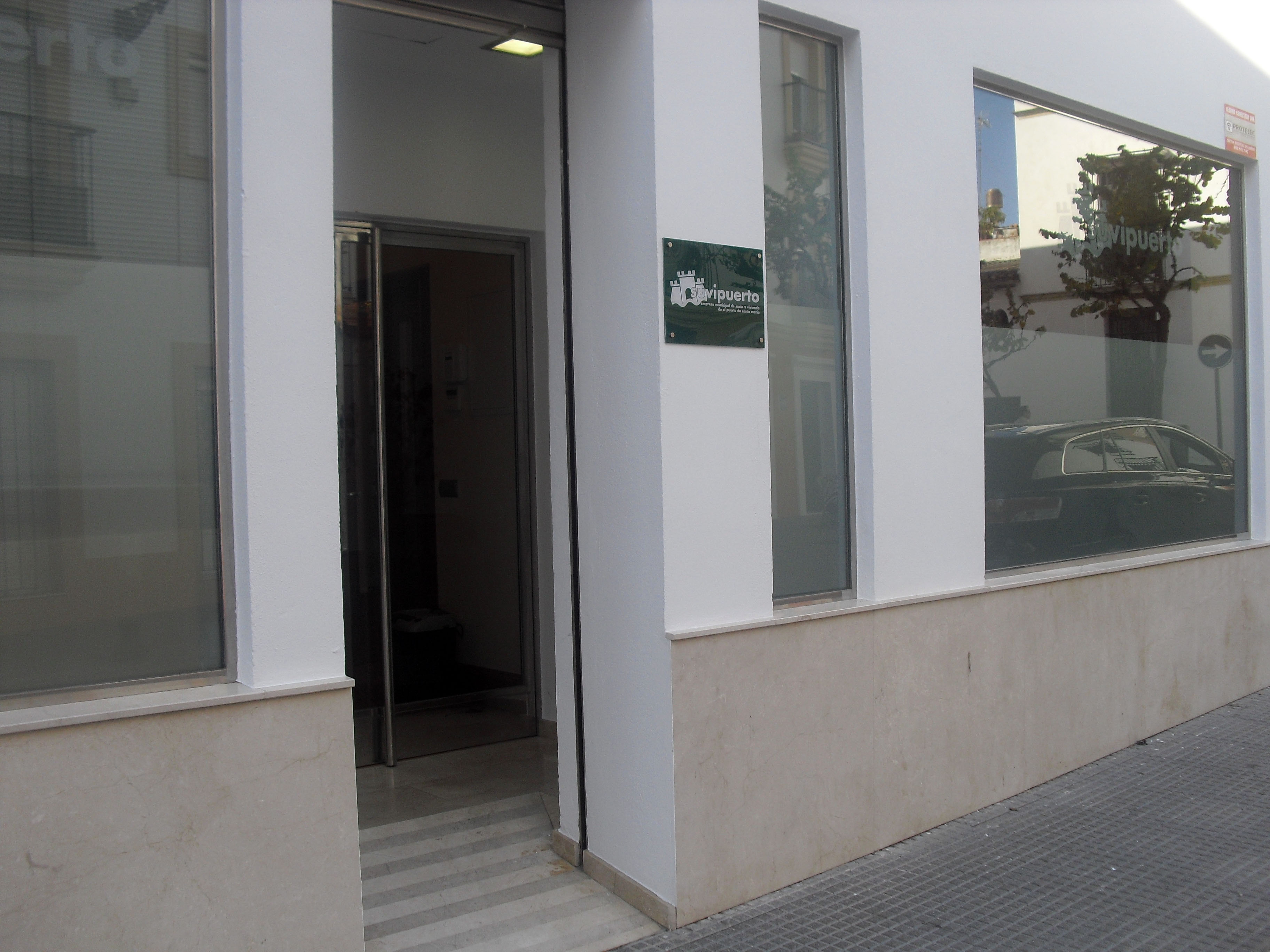 Suvipuerto ofrece información y orientación para solicitar las ayudas al alquiler de la Junta de Andalucía