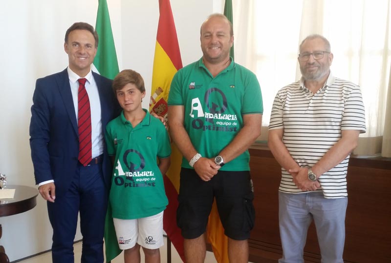 El alcalde y el edil de Deportes reciben al joven regatista portuense Campeón de la Copa de España de Optimist