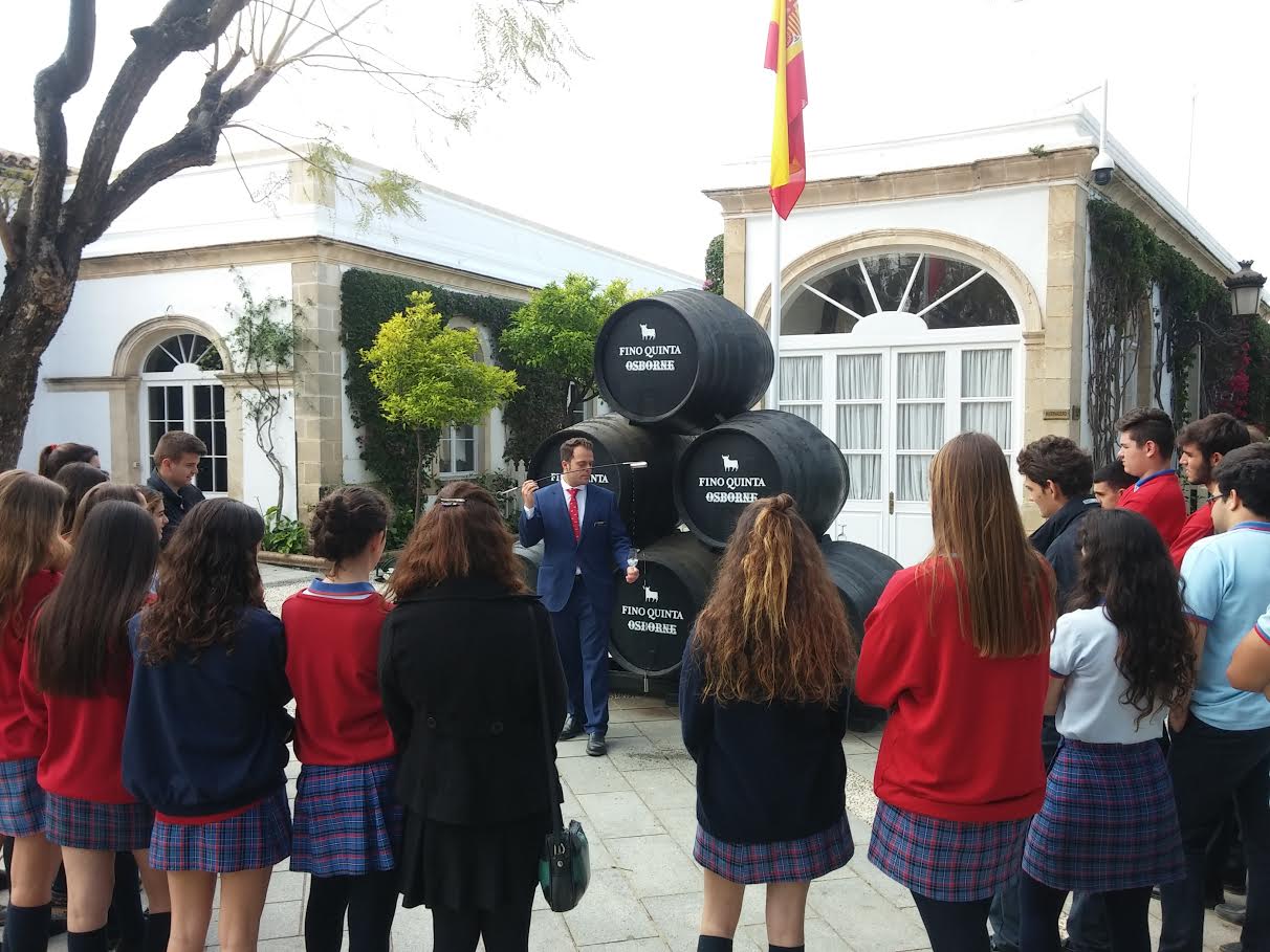 Más de 1.800 estudiantes portuenses participan en el taller “Visita a una Bodega” de la OEM