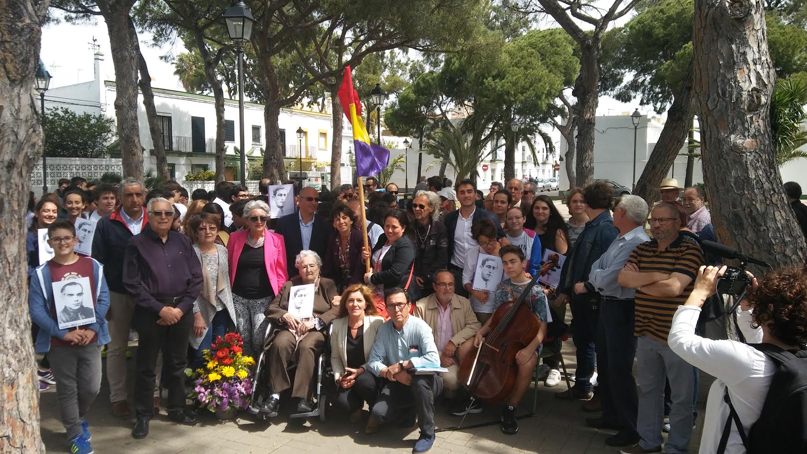 Inauguradas las calles Manuel Fernández Moro y Daniel Ortega y la plaza 14 de abril