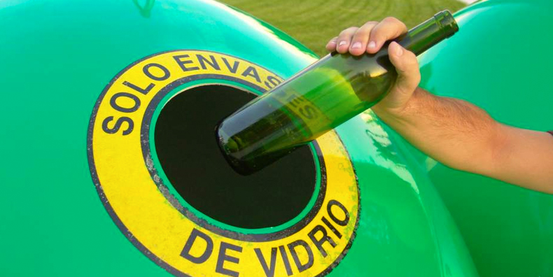 La ciudad es galardonada con el ‘Iglú verde’ por la campaña de reciclado durante el verano
