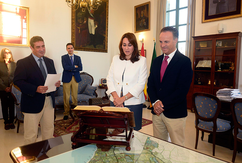 Araceli Isabel Rico Jurado toma posesión como Vicesecretaria del Ayuntamiento