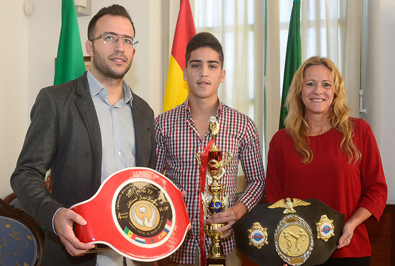 Ana María Arias recibe a Alejandro Rivas, campeón nacional de kick boxing