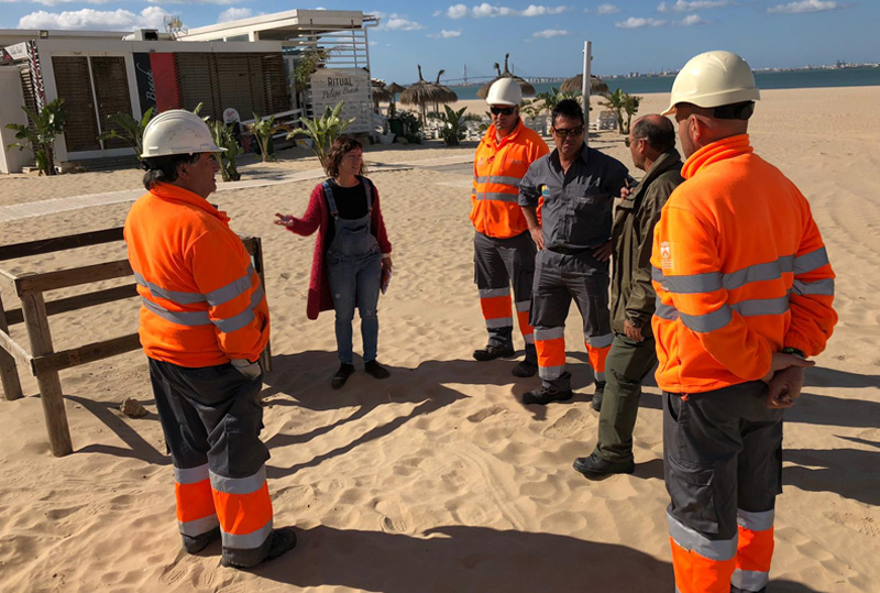 Medio Ambiente comienza la instalación de infraestructuras en las playas de El Puerto