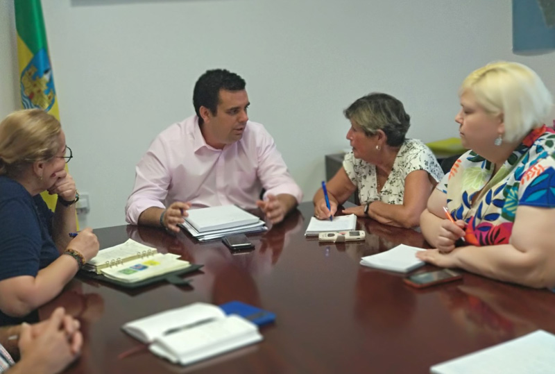 Curro Martínez pondrá en marcha en otoño las inversiones de barrio paralizadas