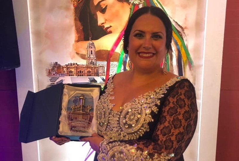 David Calleja felicita a Eva María Hierro por su triunfo en el Certamen Nacional de Canción Española “Ciudad de Málaga”
