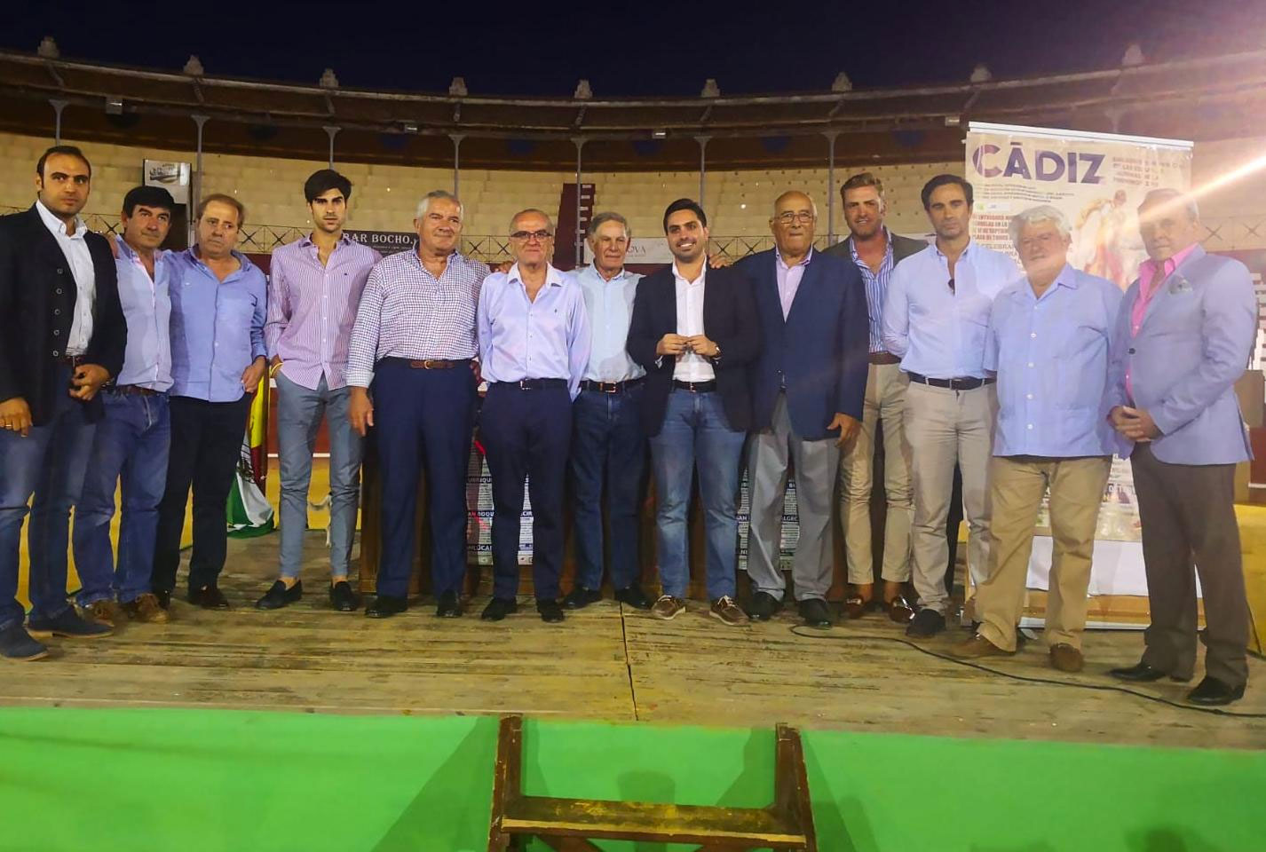 El concejal de Plaza de Toros, Álvaro González, asiste a la presentación oficial de la competición de escuelas taurinas de la provincia