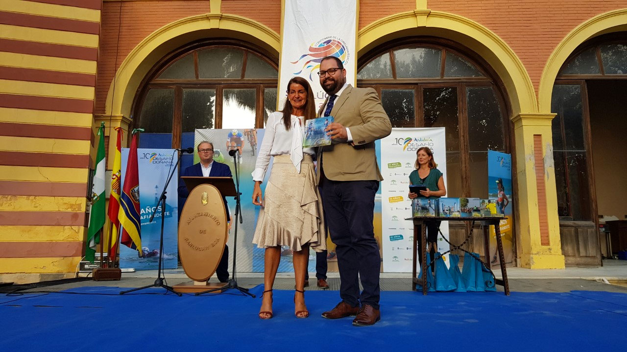 El Ayuntamiento de El Puerto recibe el agradecimiento de Desafío Doñana por colaborar en el evento