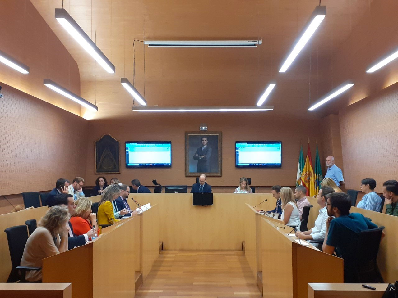 El Pleno aprueba por unanimidad la memoria de actuaciones y proyectos del Plan Invierte 2019 para El Puerto