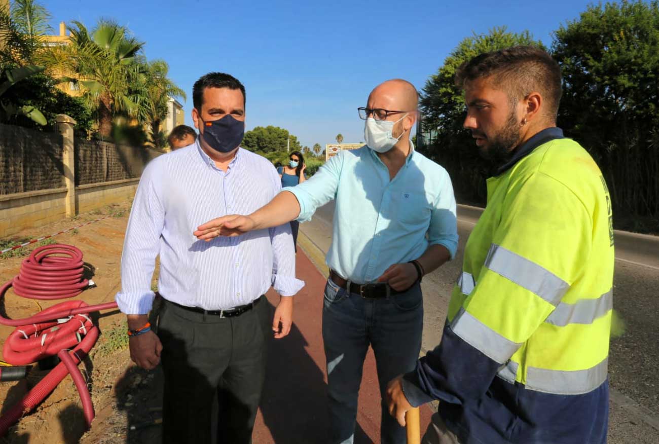 Comienzan las obras para mejorar el alumbrado público de la carretera de Fuentebravía