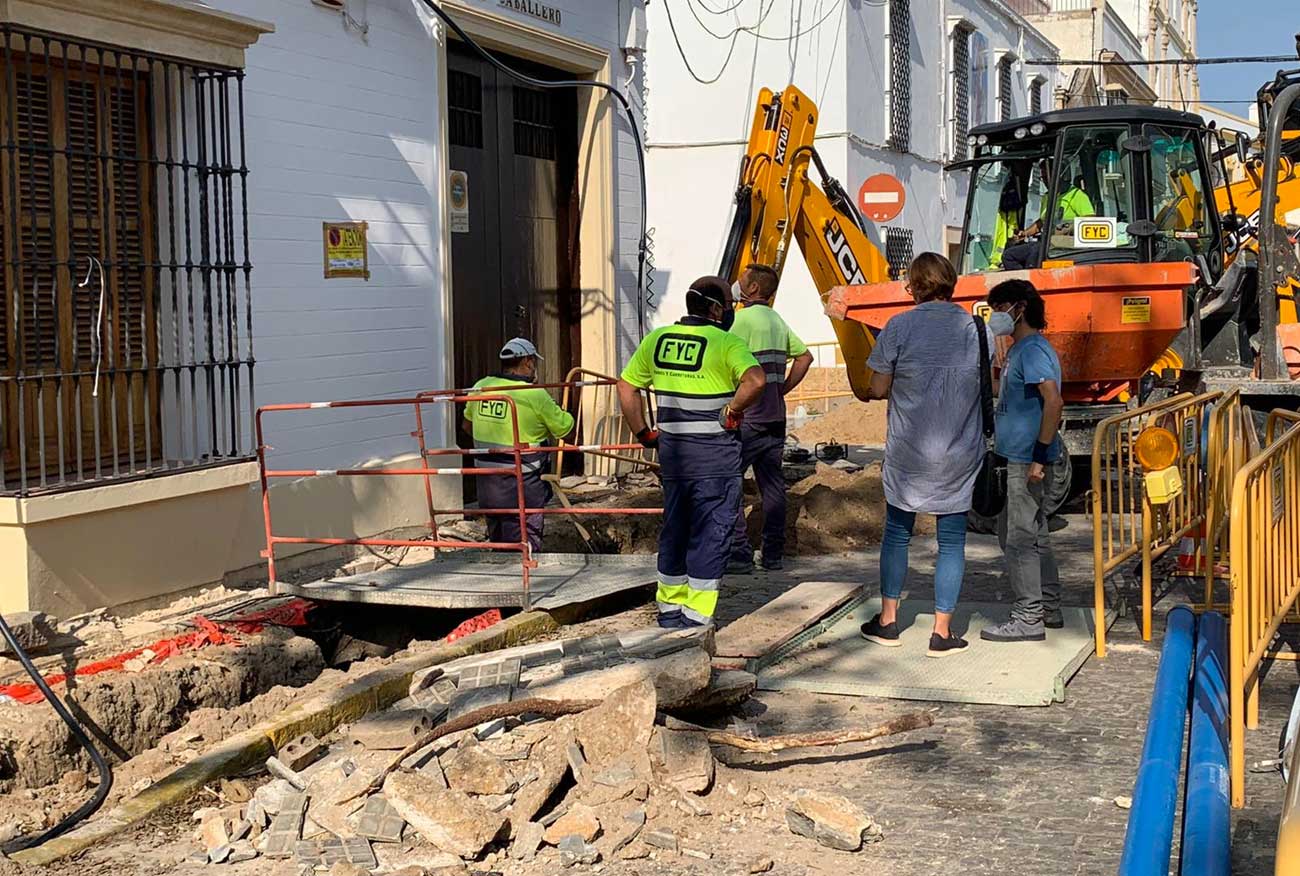 Las obras de APEMSA en Fernán Caballero avanzan a buen ritmo