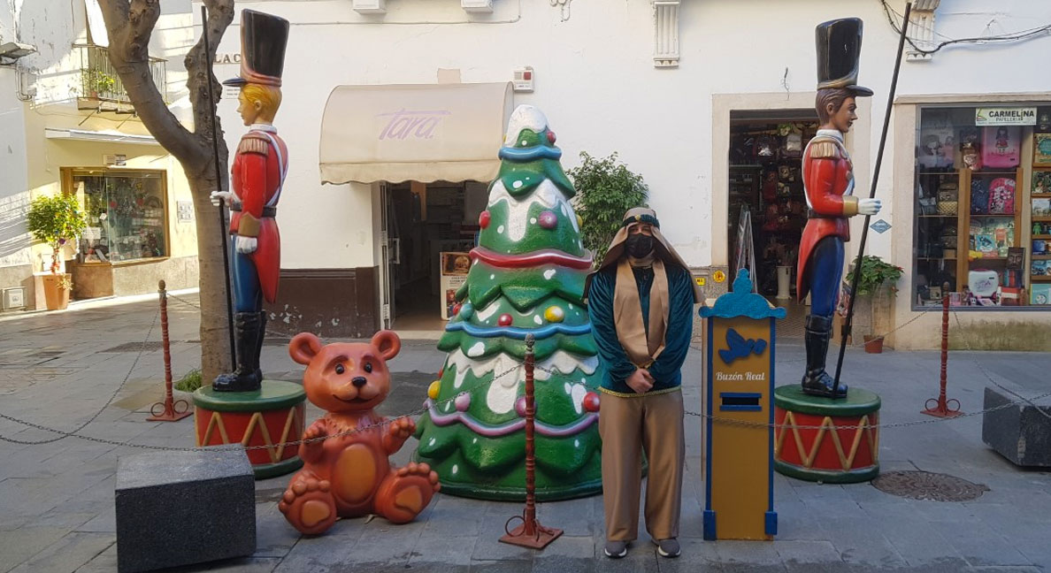 El Buzón del Cartero Real se encontrará esta mañana en la calle Placilla y por la tarde en el Parque de la Paz, en Valdelagrana