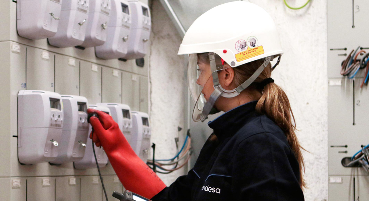 Cortes de suministro eléctrico en varias calles de la ciudad por trabajos de mantenimiento de Endesa