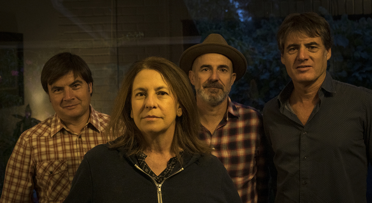 La mítica banda portuense de rock Maddening Flames vuelve a la ciudad con un documental y un concierto