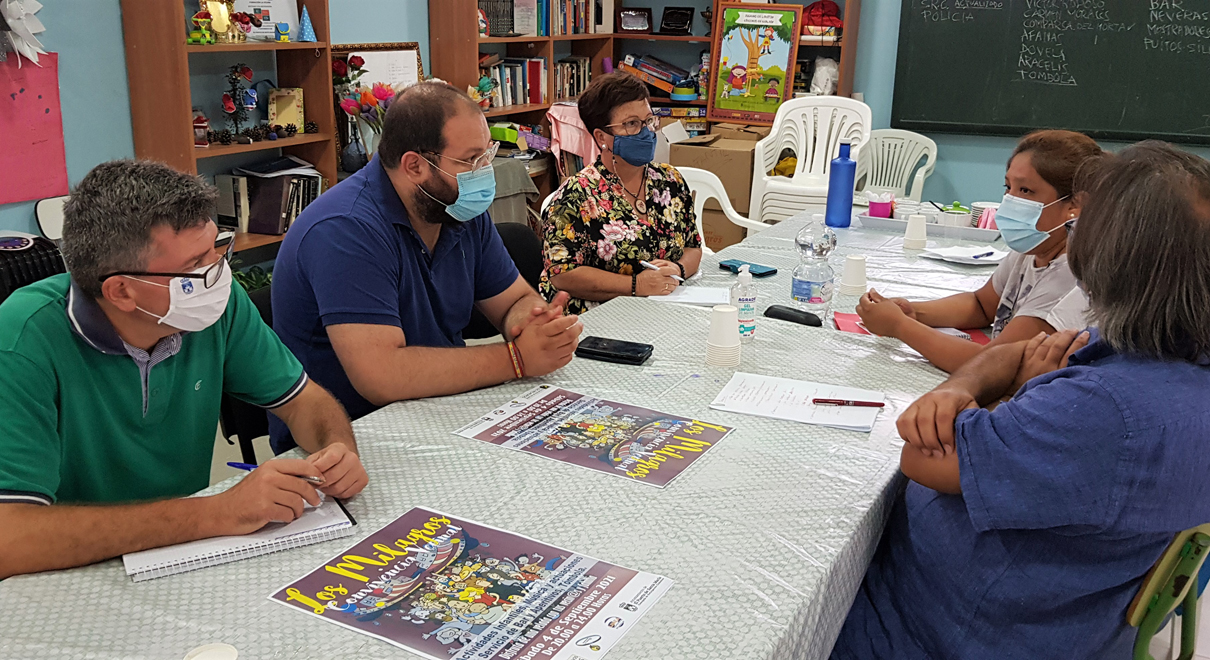 Participación Ciudadana y la AVV Los Milagros ultiman los preparativos de una convivencia vecinal en el barrio el primer fin de semana de septiembre