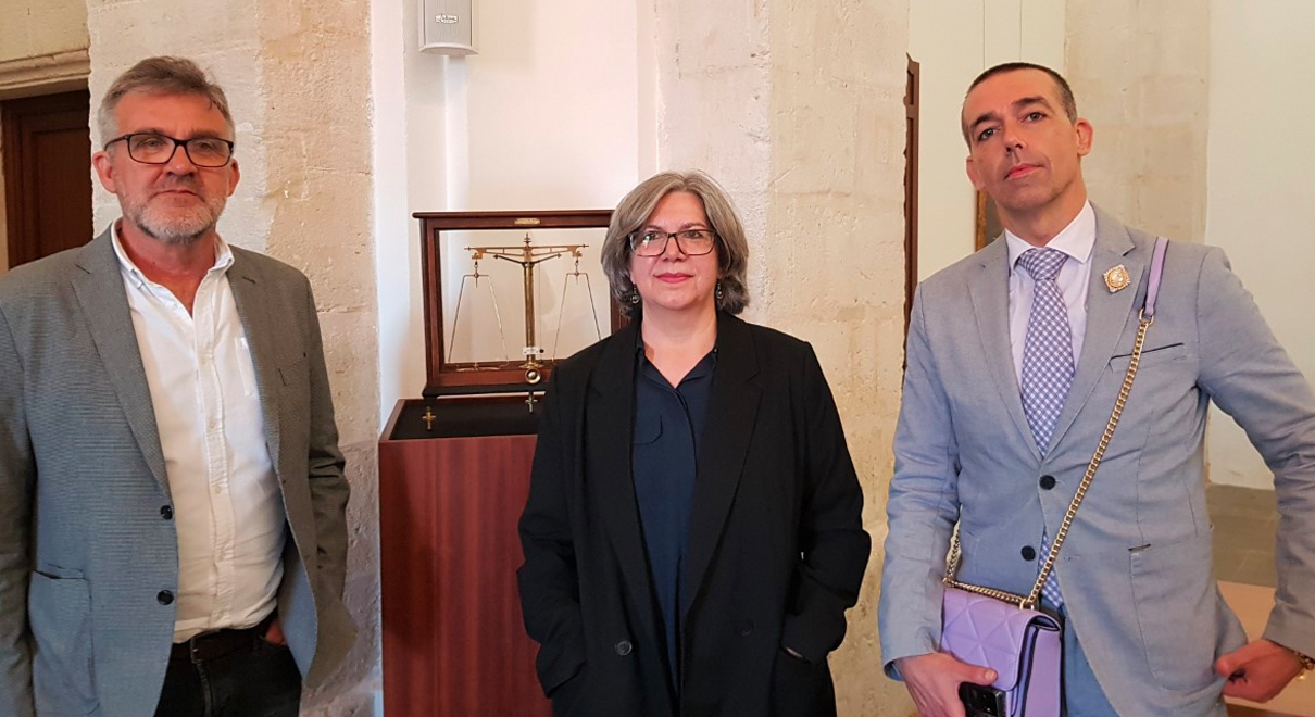 Presentada la Pieza del Mes del Museo Municipal, una balanza de precisión de principios del pasado siglo