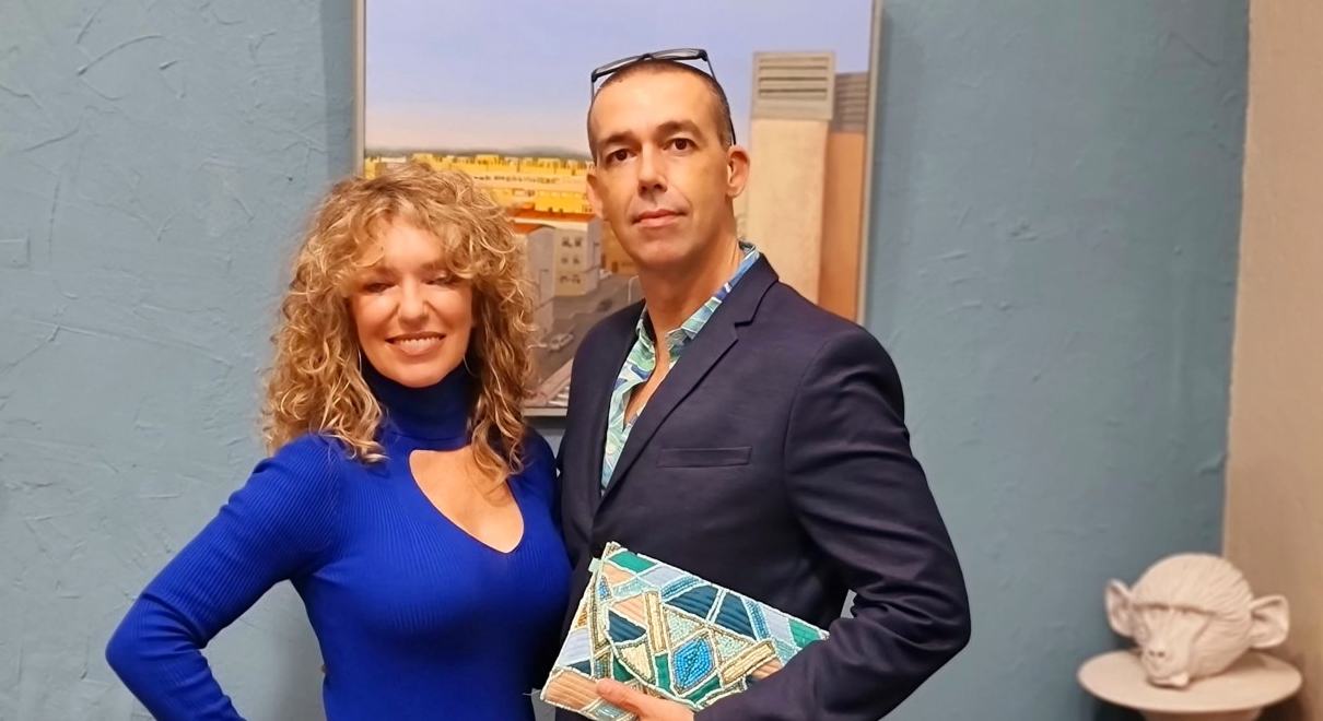 Inaugurada la exposición de Carmina Cabrera en “Cuadros La Galería”