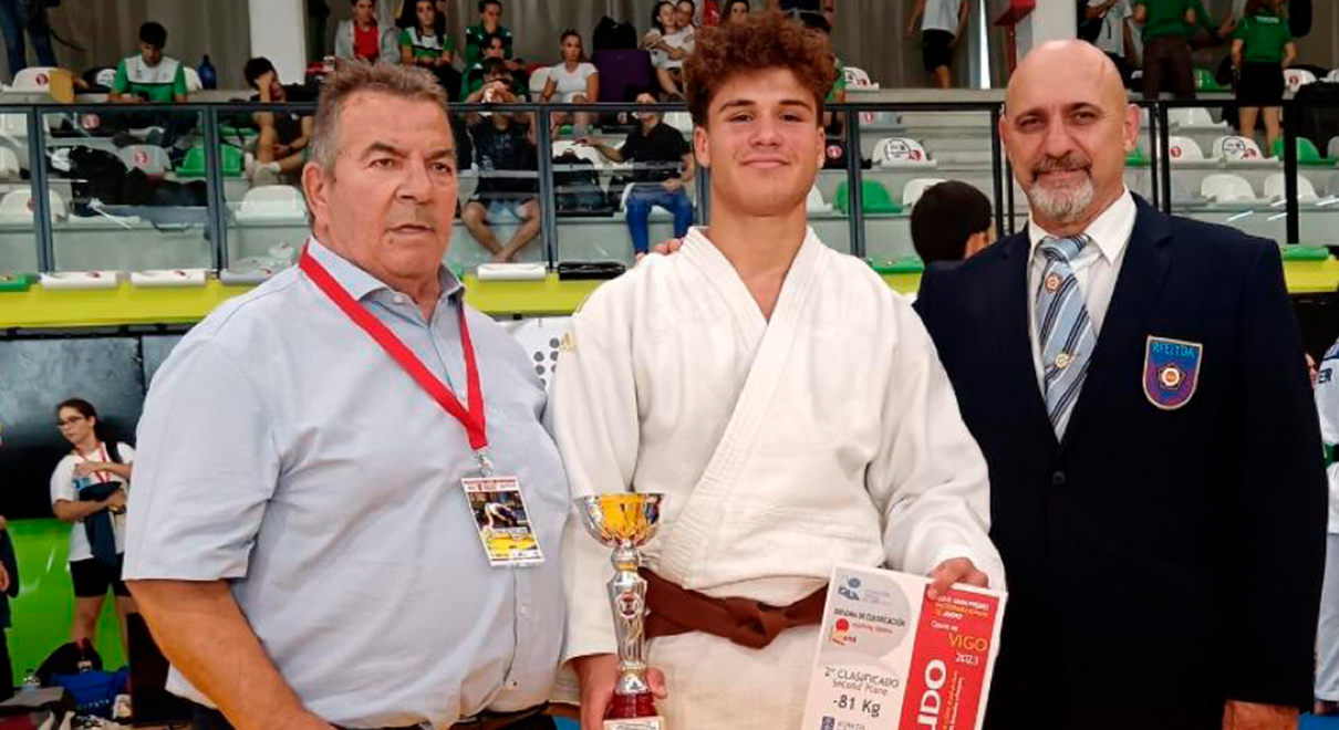 González Nieto felicita a Darío Soriano Morón por su subcampeonato en la Súper Copa de España Cadete de Judo
