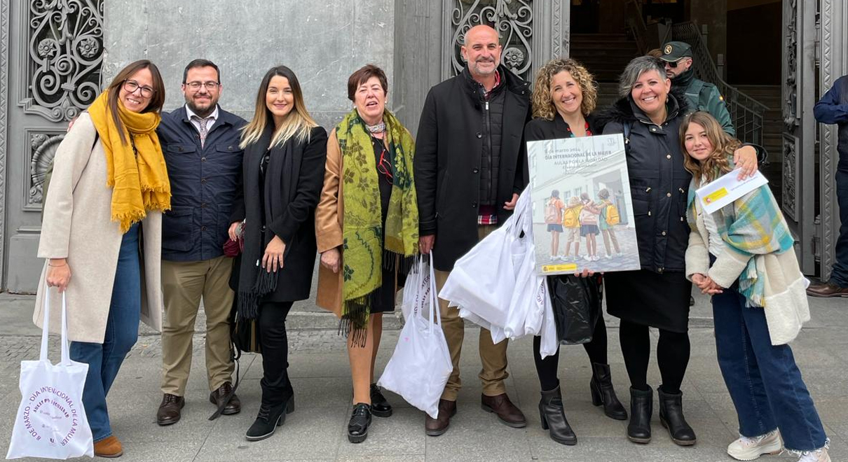 El Castillo de Doña Blanca se trae para El Puerto el primer premio en la categoría de Infantil y Primaria de los galardones Irene 2023 por su revista escolar 'Sueños'