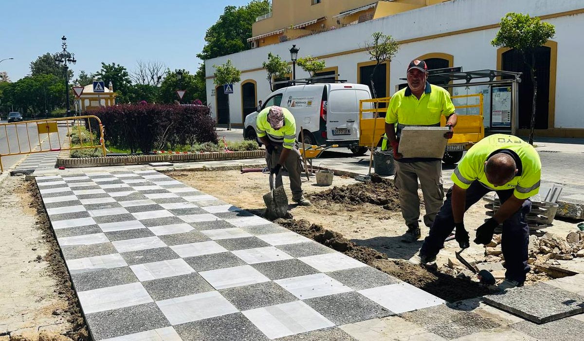 Actuación en la Plaza de Los Jazmines, entre las confluencias de Larga y Cielos, para mejorar esta entrada al centro de El Puerto