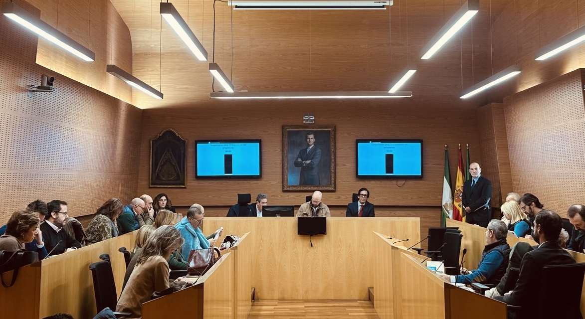 El Ayuntamiento evita la subida del recibo del agua asumiendo facturas por 1,3 millones de euros a APEMSA