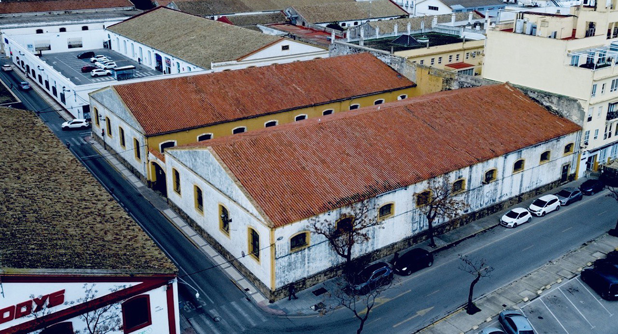 Nueva construcción de VPO. La Comsepe respalda la transformación del antiguo casco bodeguero de Gutiérrez Colosía en un espacio residencial y comercial