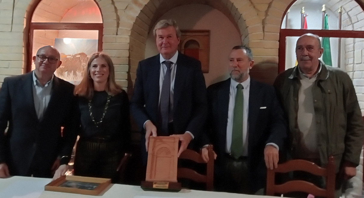 Fermín Bohórquez Domecq llena el Club Taurino El Rabo en una cátedra de sentimiento y torería