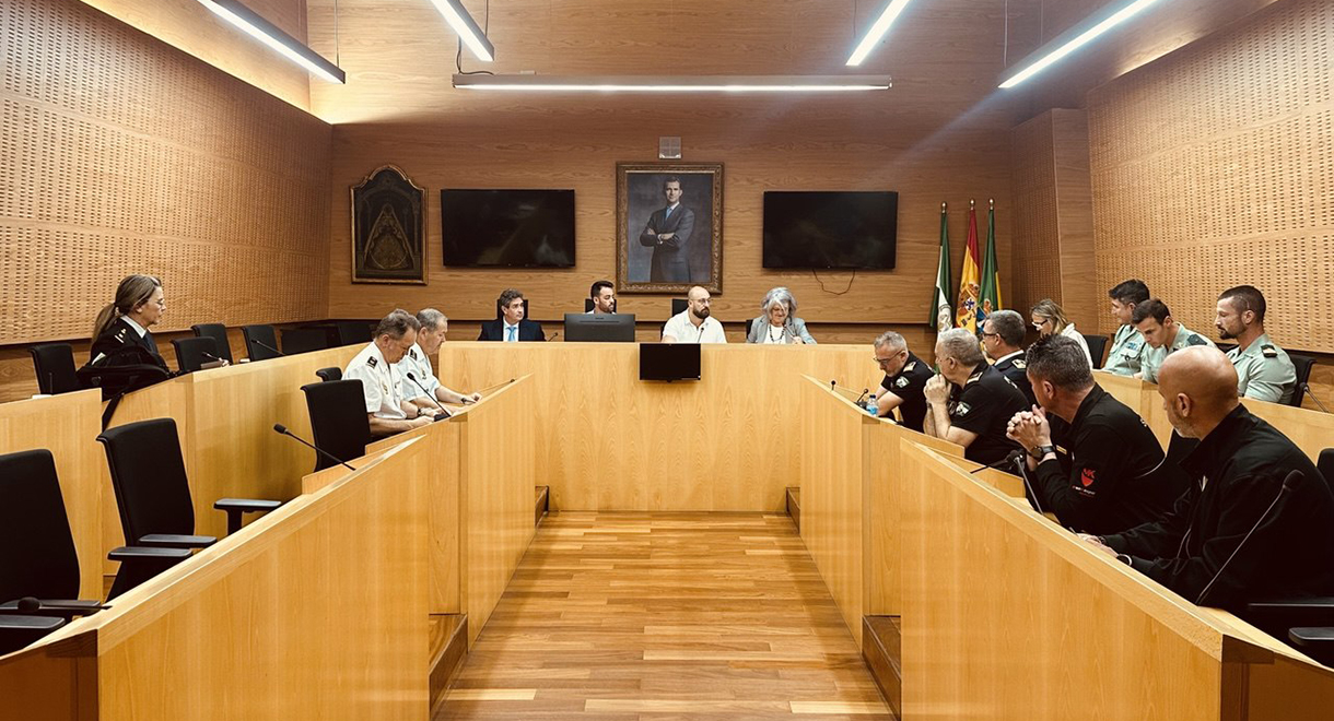 Coordinados los dispositivos de Tráfico, Seguridad y Protección Civil de la Feria de El Puerto 2025 Coordinados los dispositivos de Tráfico, Seguridad y Protección Civil de la Feria de El Puerto 2025
