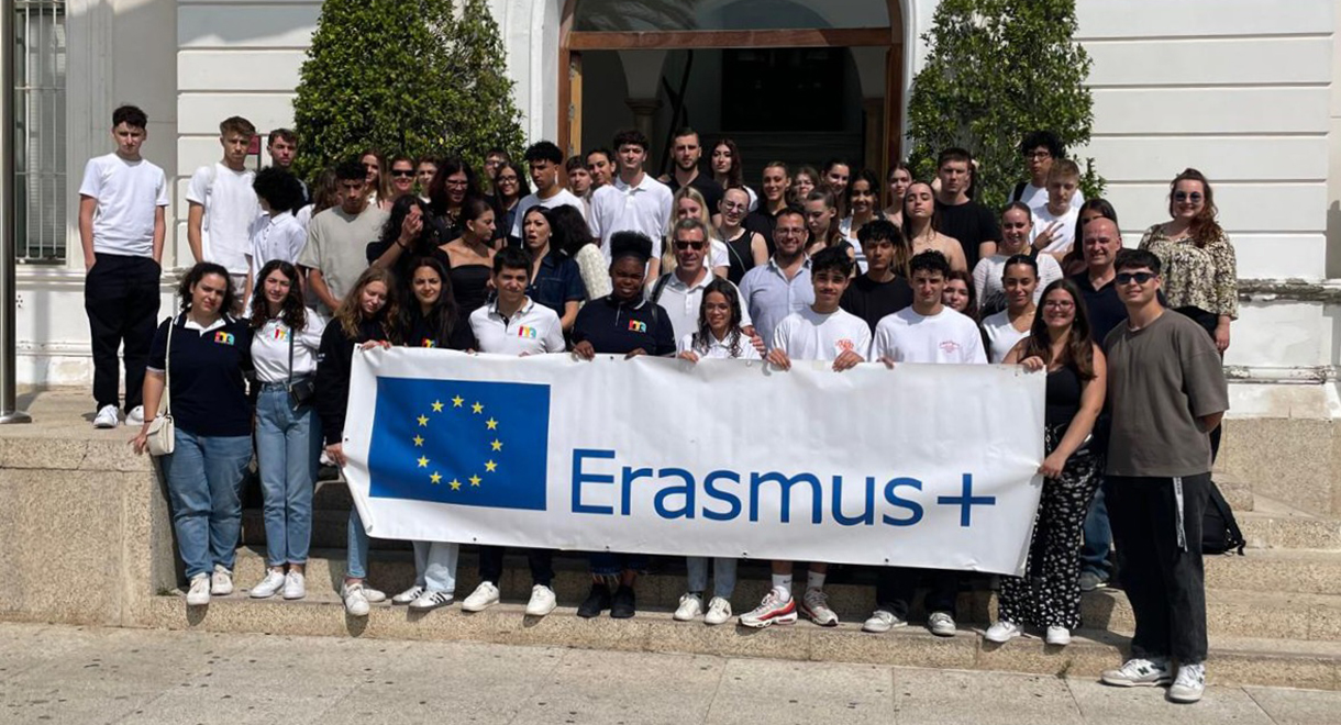 Estudiantes Erasmus+ visitan el Ayuntamiento de El Puerto de Santa María