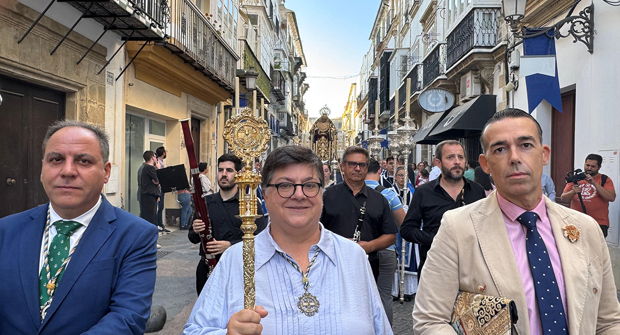 La Hermandad del Olivo realiza el primer traslado de la Virgen de los cinco previstos con motivo del Año Jubilar de la Esperanza La Hermandad del Olivo realiza el primer traslado de la Virgen de los cinco previstos con motivo del Año Jubilar de la Esperanza
