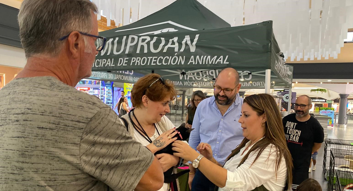 El Cemuproan impulsa unas exitosas jornadas de adopción en el Centro Comercial El Paseo El Cemuproan impulsa unas exitosas jornadas de adopción en el Centro Comercial El Paseo