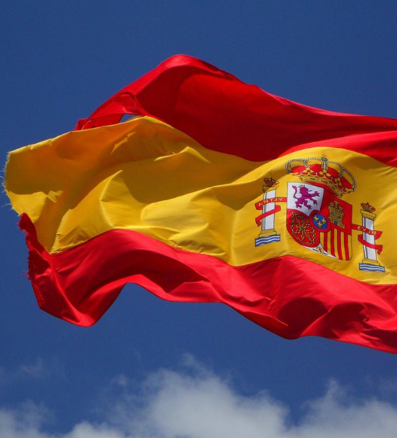 Día de la Hispanidad. Izada de Bandera y la interpretación del Himno Nacional