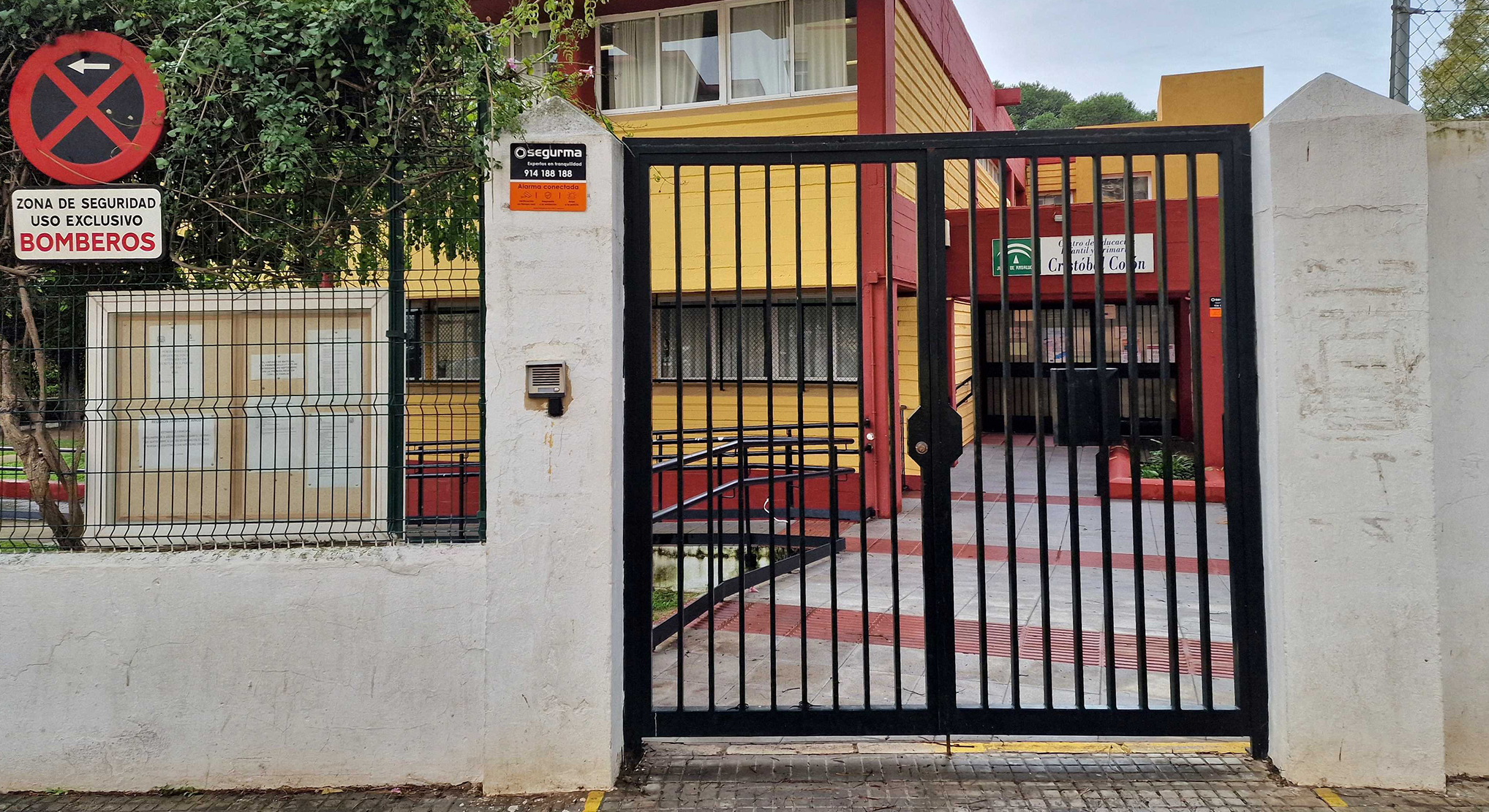 El Ayuntamiento refuerza la limpieza de los centros educativos