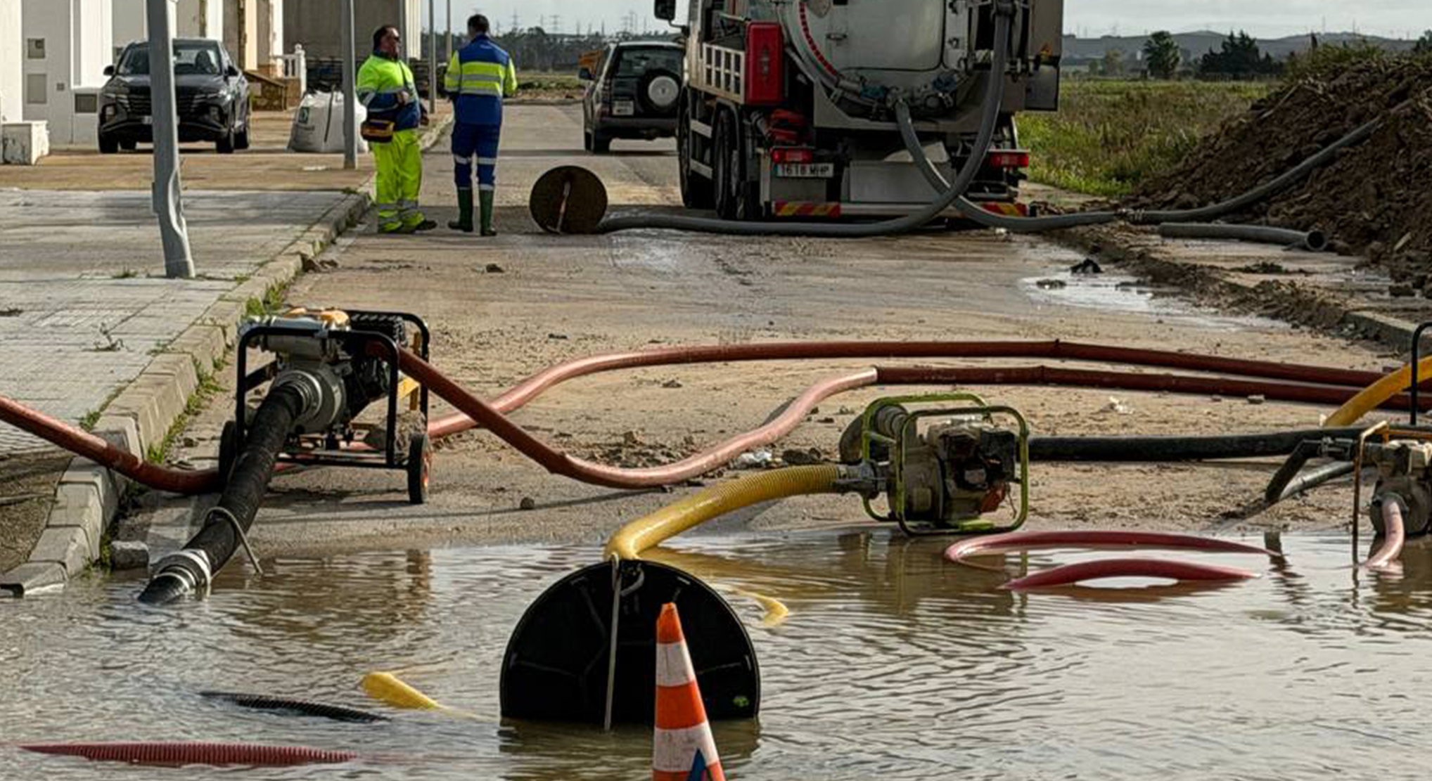 Germán Beardo anuncia el fin de la alerta en El Puerto y el regreso progresivo de los vecinos del Poblado de Doña Blanca a sus hogares