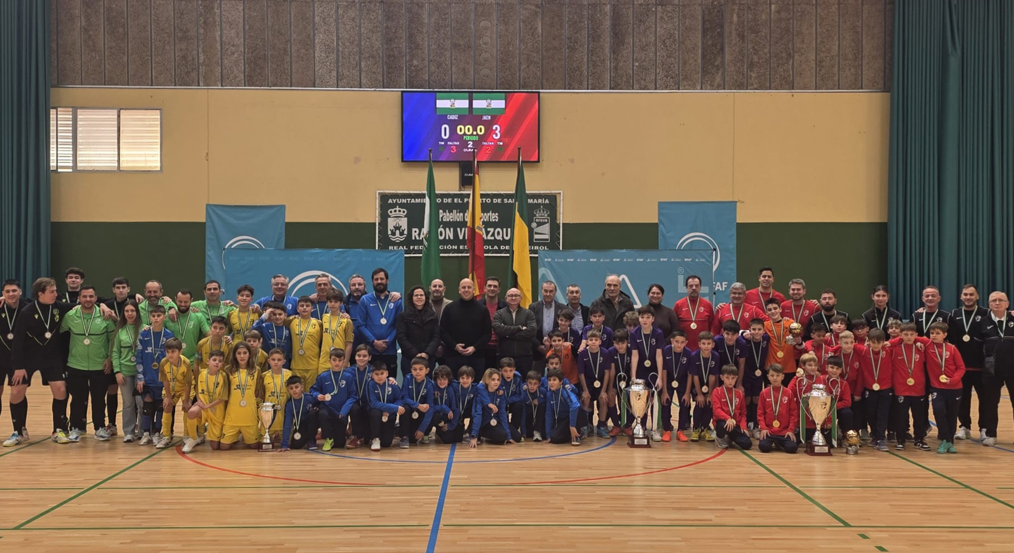 El Puerto se convirtió este fin de semana en capital del fútbol sala andaluz benjamín y alevín