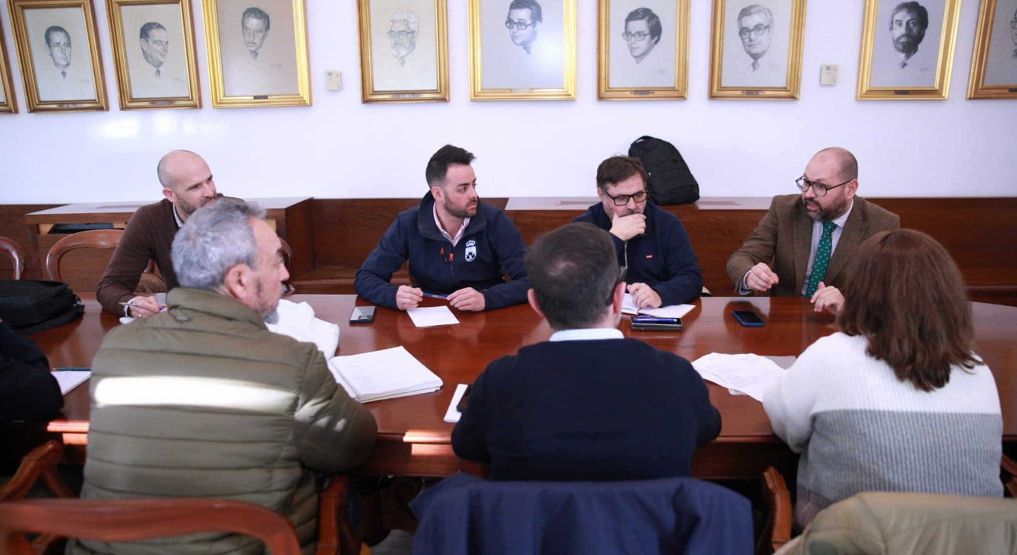 El Ayuntamiento mantiene una reunión con el Comité de Empresa y FCC para hacer seguimiento del nuevo contrato de recogida de residuos