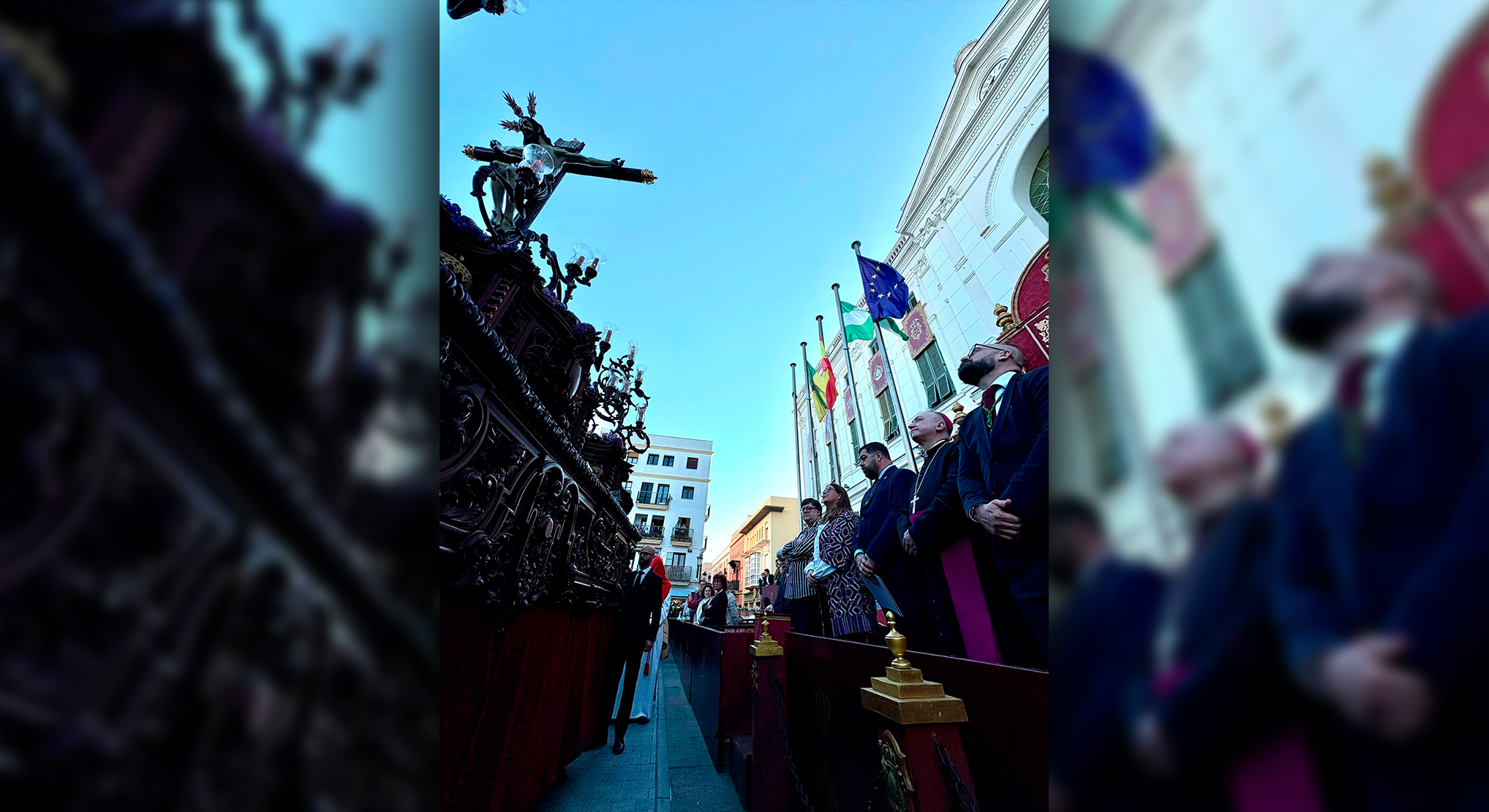 El Puerto vive una Semana Santa histórica con todas las Hermandades en la calle y una ciudad llena de vida
