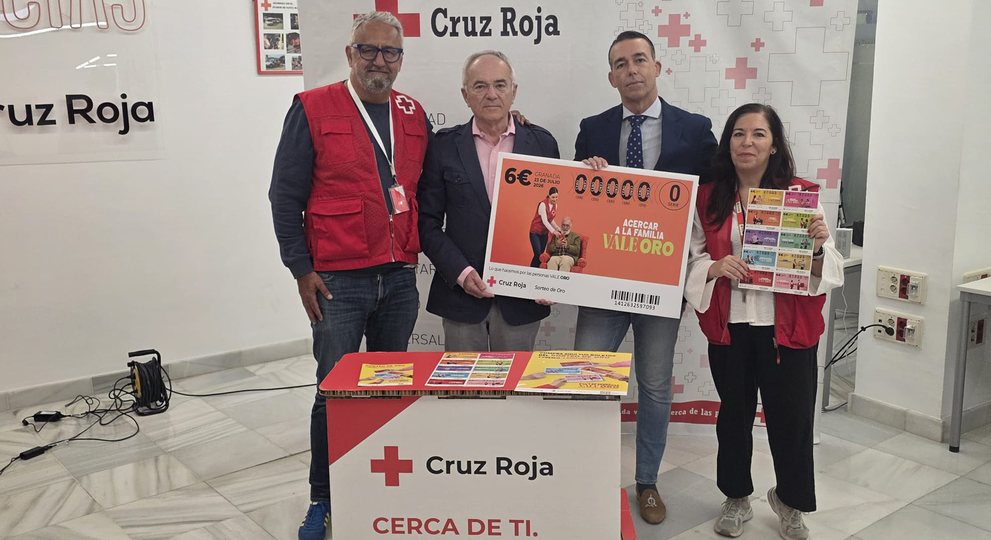 La campaña del Sorteo de Oro de Cruz Roja arranca en El Puerto con el respaldo del teniente de alcalde David Calleja