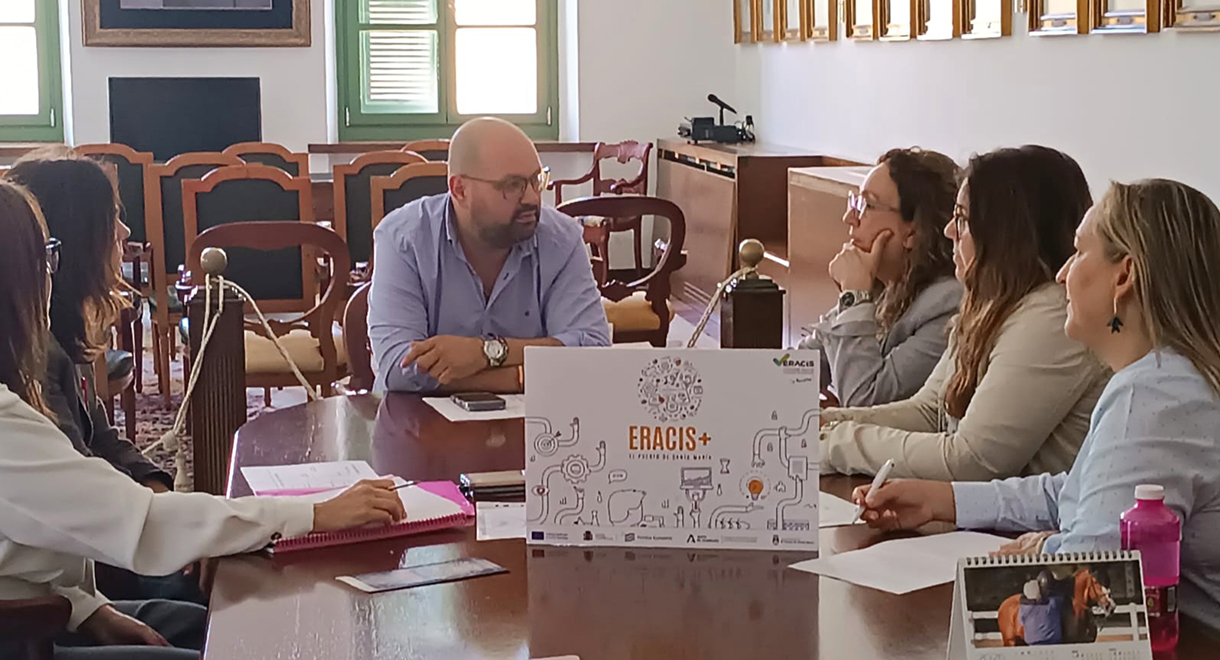 La ERACIS llegar a los barrios este verano para ofrecer formación y oportunidades en búsqueda de empleo