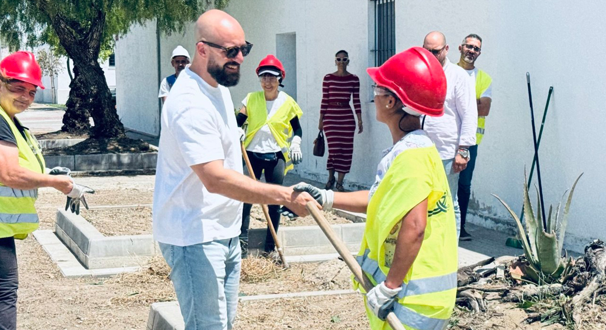 Germán Beardo comprueba la finalización de las obras de mejora urbanística y viaria del Poblado de Doña Blanca del Plan PFEA