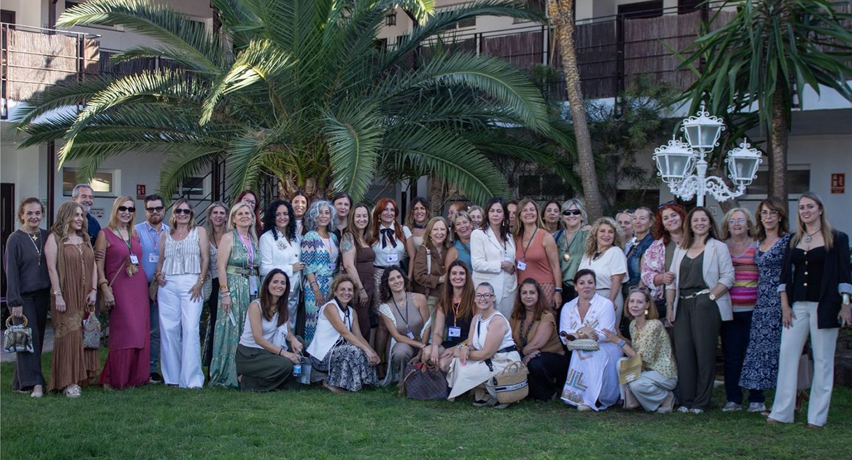 El Puerto reúne a profesionales de la belleza, la salud y el bienestar en un ciclo de visibilidad empresarial impulsado por Mujernova