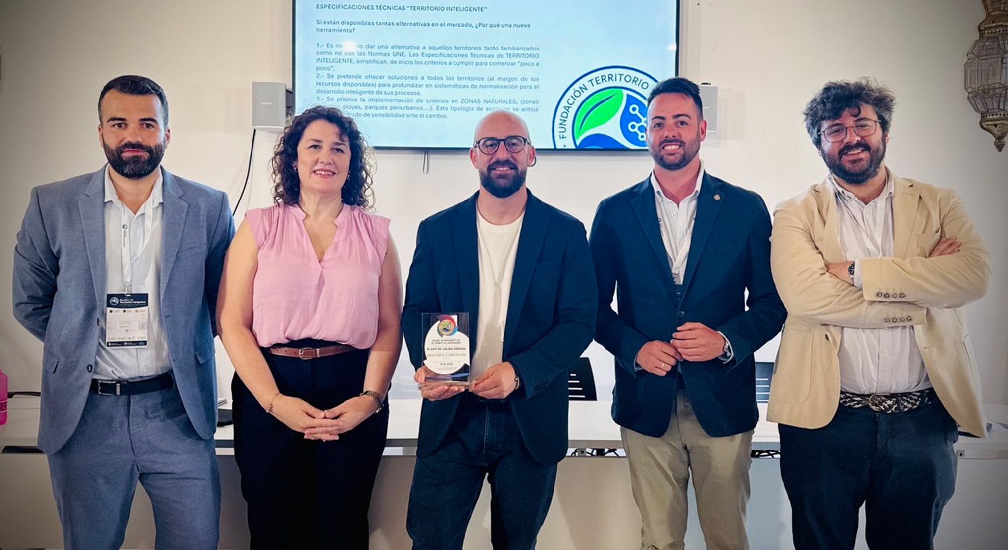 El Puerto se convierte en el primer municipio de España en recibir el distintivo 'Territorio Inteligente' por la transformación digital y sostenible de su litoral