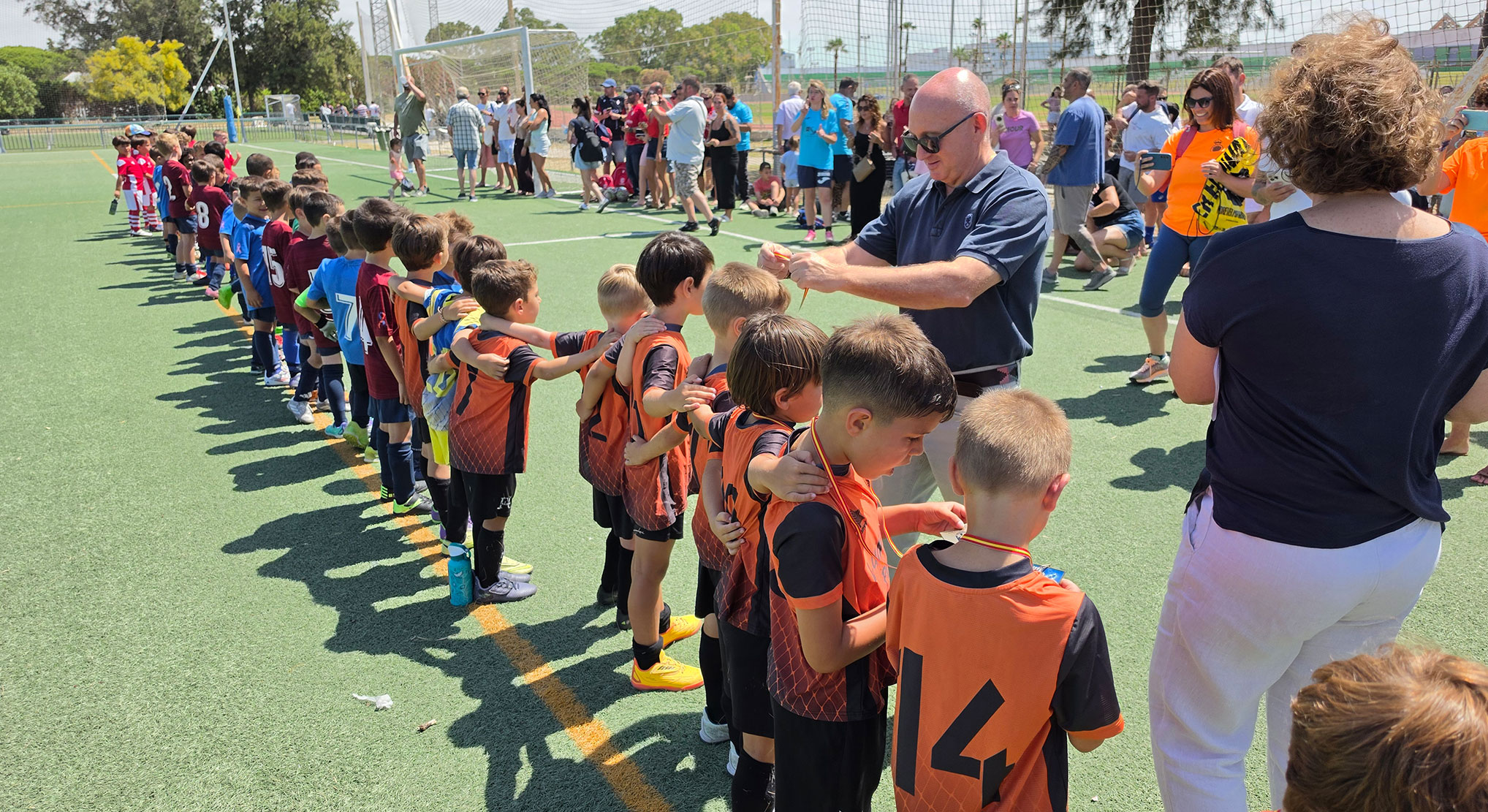 La Copa Concejalía de Fútbol Base Bebé, Prebenjamín y Benjamín reunió en El Puerto a más de 600 jugadores