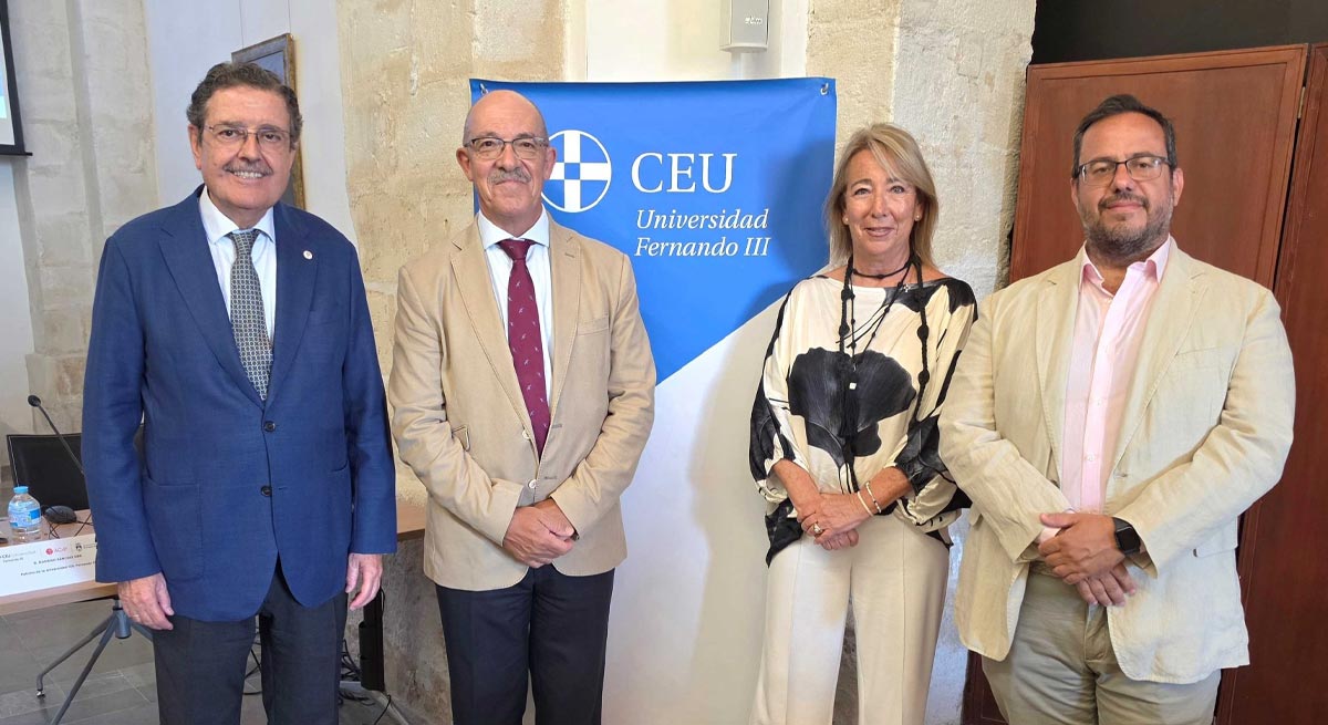 La Universidad CEU Fernando III pone en marcha las “Jornadas sobre Defensa y Sociedad”, primer curso de verano que desarrolla en El Puerto