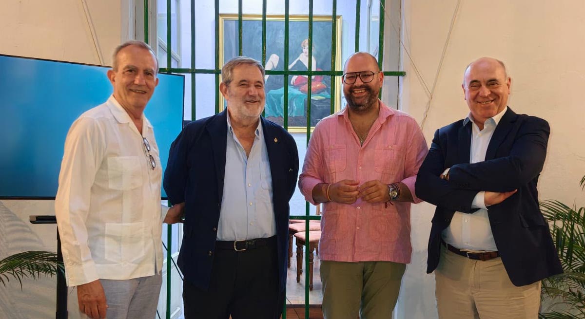El XXV Ciclo de Verano de la Academia Santa Cecilia de El Puerto arranca con una brillante conferencia de Emilio Pérez-Mallaína sobre la grandeza de Tenochtitlán
