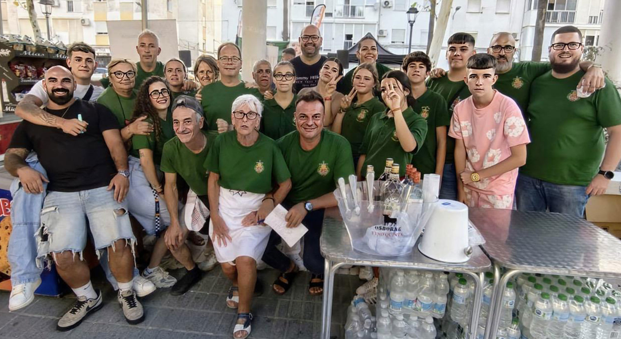 La barriada de Las Nieves celebra una gran fiesta vecinal y el I Torneo Benéfico Redención Solidaria