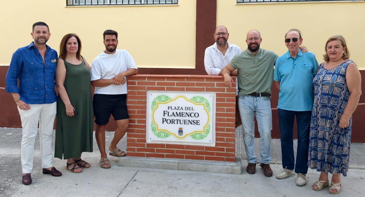 Germán Beardo inaugura la nueva Plaza del Flamenco Portuense junto a los vecinos del Barrio del Molino